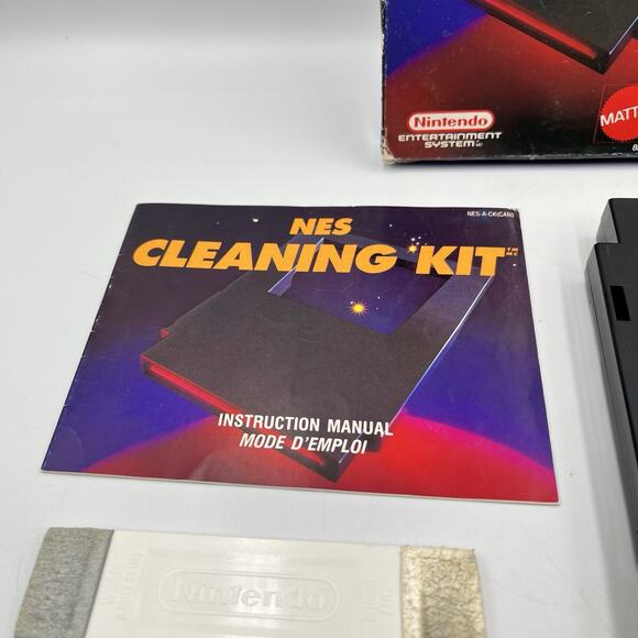Nintendo Official NES Cleaning Kit Cleaning Cartridge w/ Box, Kit & Manual CIB - Picture 2 of 12